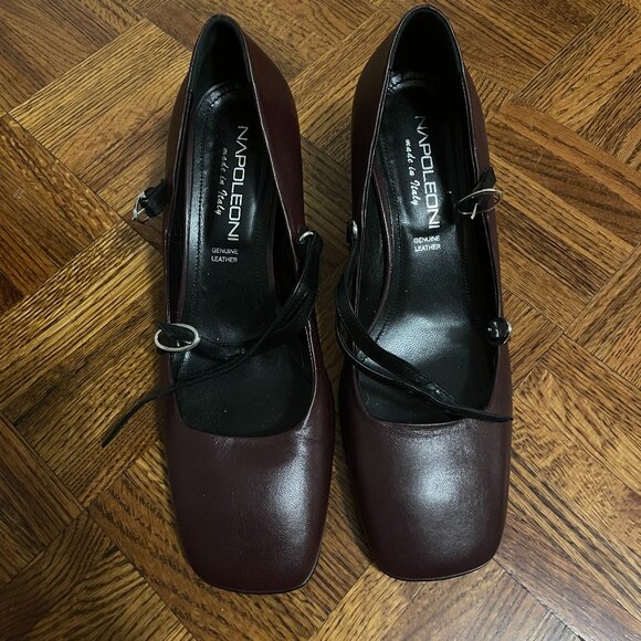 Napoleoni Burgundy Leather Kitten Heels - Picture 3 of 4